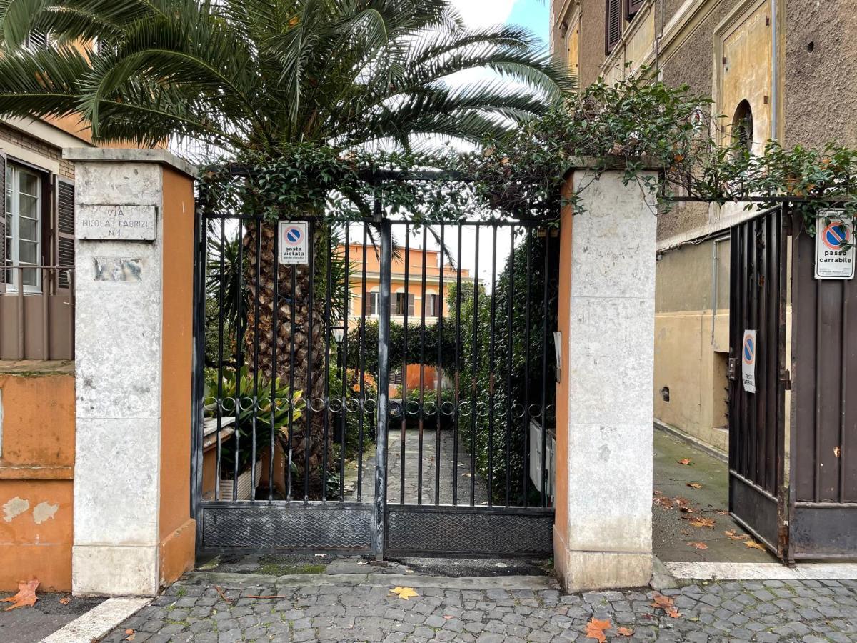 Cosy Studio In The Greenest Corner Of Trastevere Rome Buitenkant foto